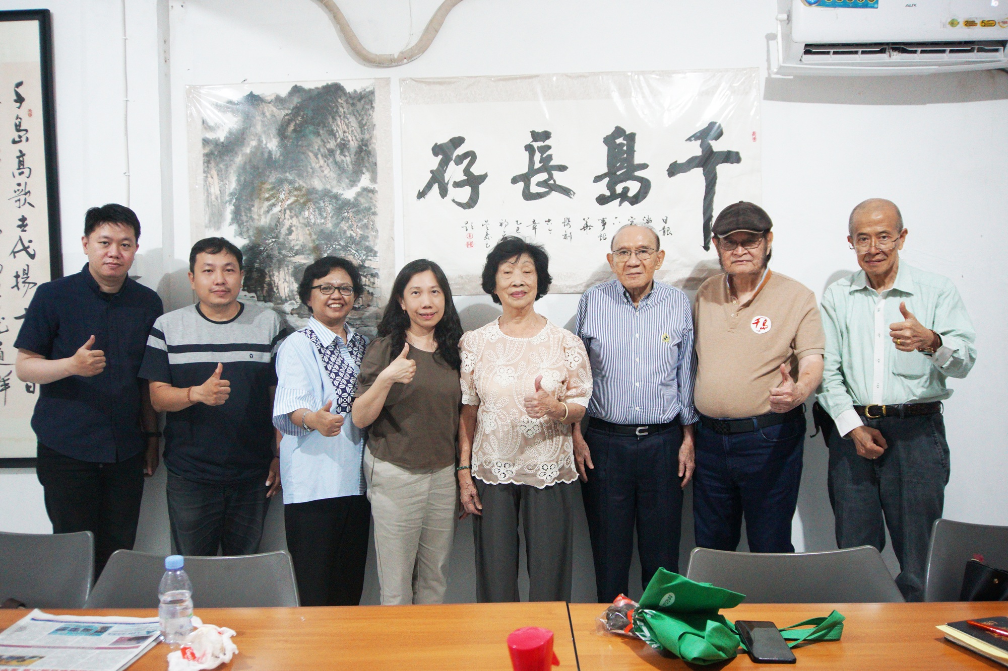 HOPE MEDILINK医疗服务机构领导走访《千岛日报》